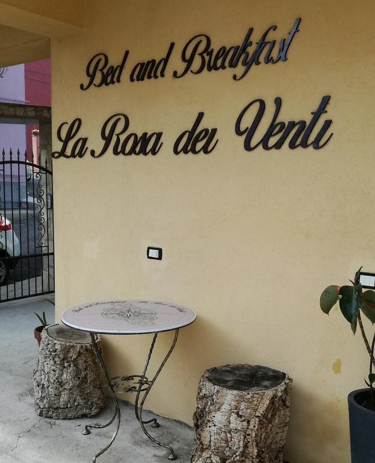 B&B La Rosa Dei Venti Acri Eksteriør billede